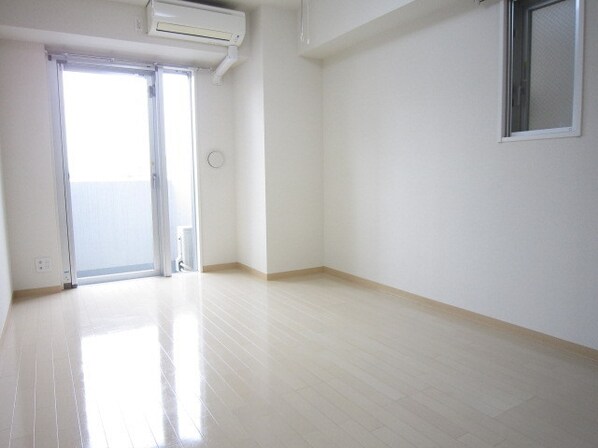 プライムアーバン白山の物件内観写真